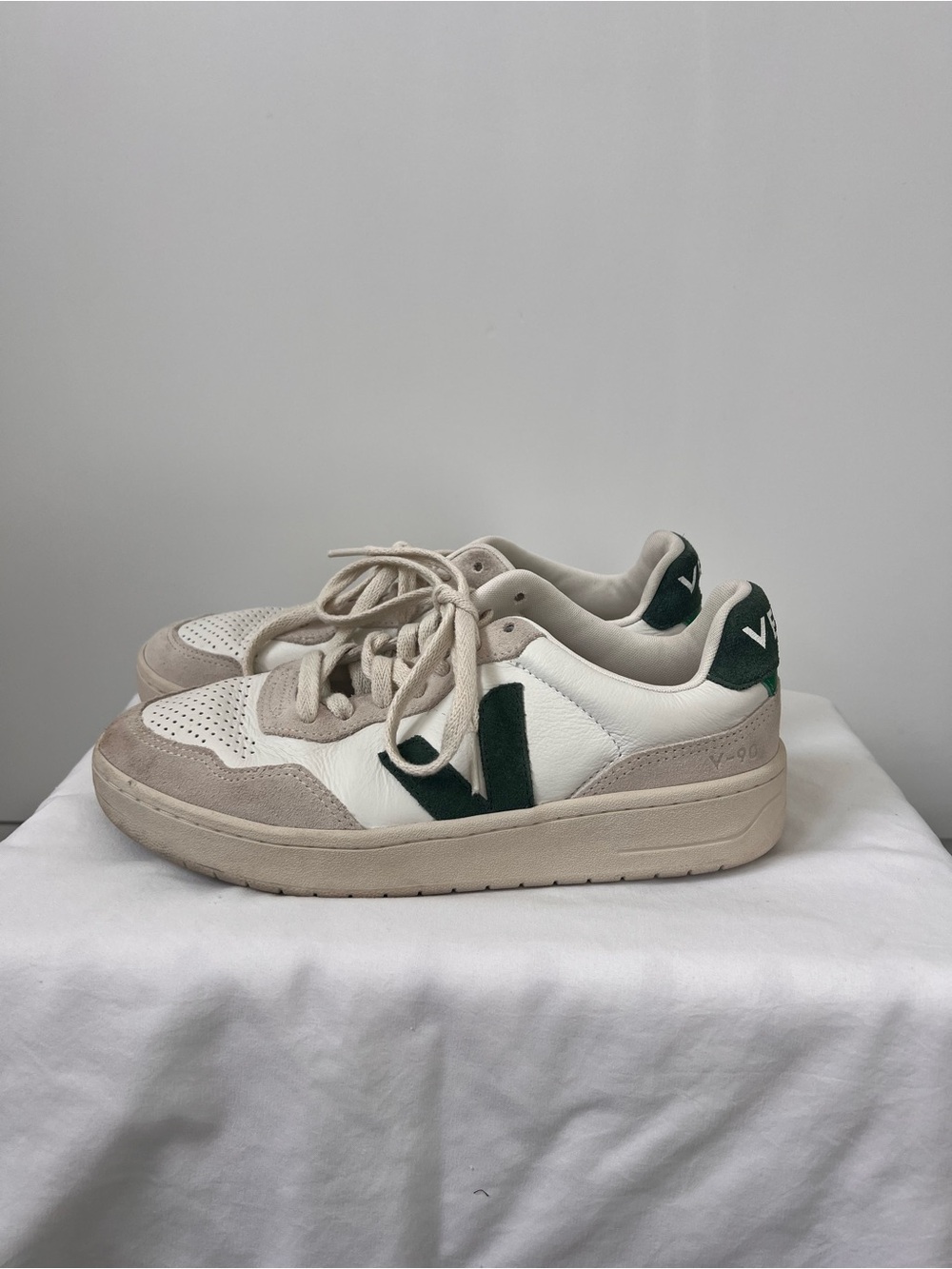 Veja Low-Top Sneakers in White, Cream & Dark Green